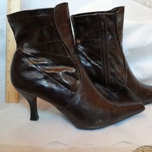 Women's Ankle Boots Sz 8 NWD New Women Design